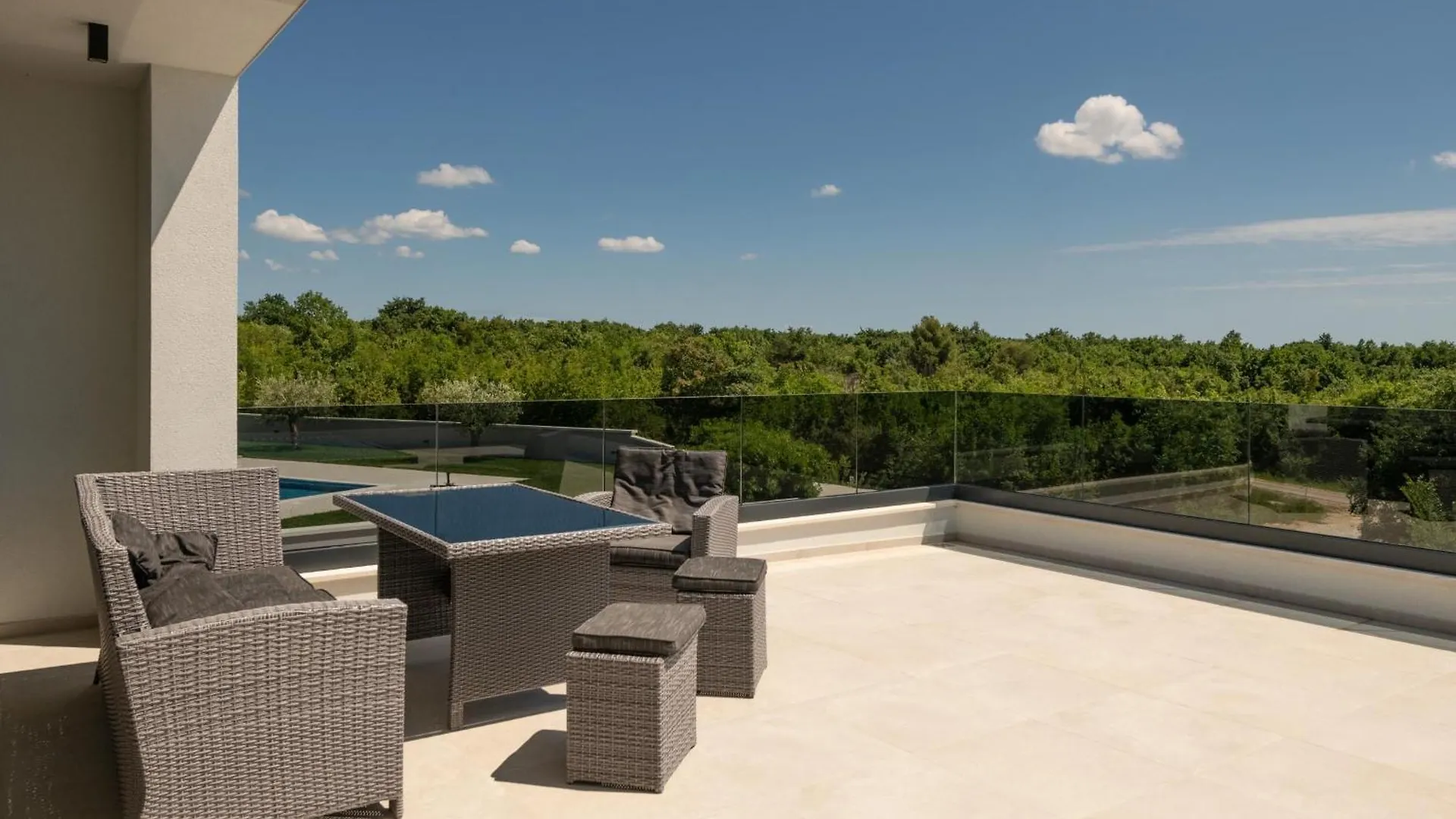 Villa Maem Jursici